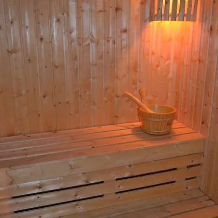 Oasi 5* Káto Loutrákion