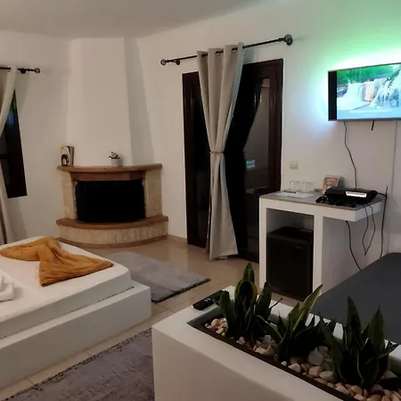 Oasi Gasthuis Káto Loutrákion