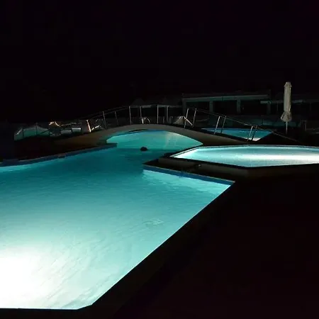 Oasi 5* Loutraki (Pella)