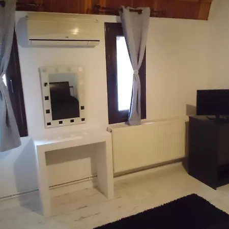 Oasi 5* Loutraki (Pella)