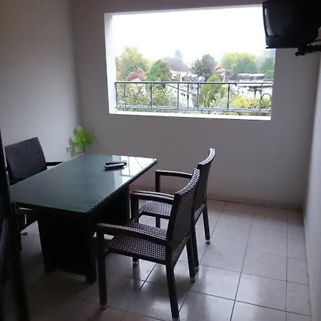 Guest house Oasi Loutraki (Pella)
