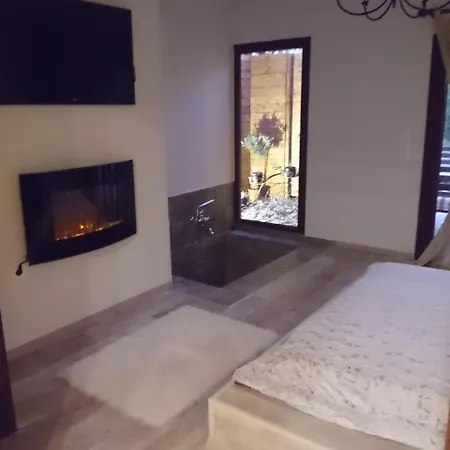 όαση 5* Káto Loutrákion