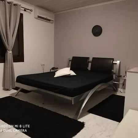 Guest house Oasi Loutraki (Pella)