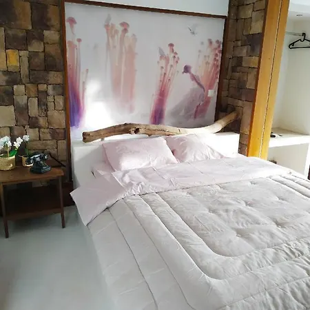 όαση Πανσιόν Káto Loutrákion